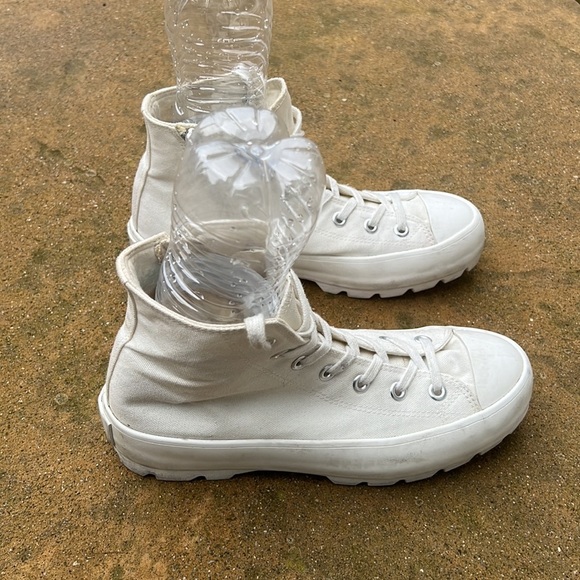 CUSHIONAIRE Women's Vespa Hightop White Canvas Sneakers Size 9 - Picture 3 of 10